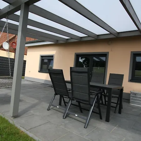 Tatil Evi Am Rande Der Lewitz Lueblow